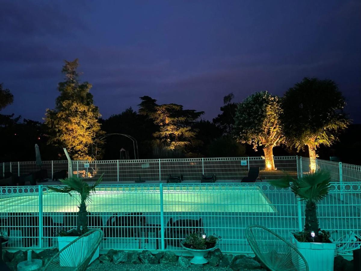 Hotel La Promenade Coings Zewnętrze zdjęcie
